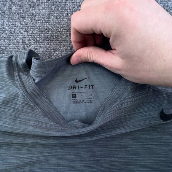 Nike Dri-Fit T Shirt Gray XL Men’s Adult Short Sleeve Polyester w Swoosh Logo - Picture 7 of 8